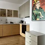 Prestige View - 2km Od Plazy - Rent A Apartment