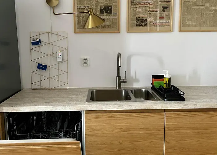 Prestige View - 2km Od Plazy - Rent A דירה *